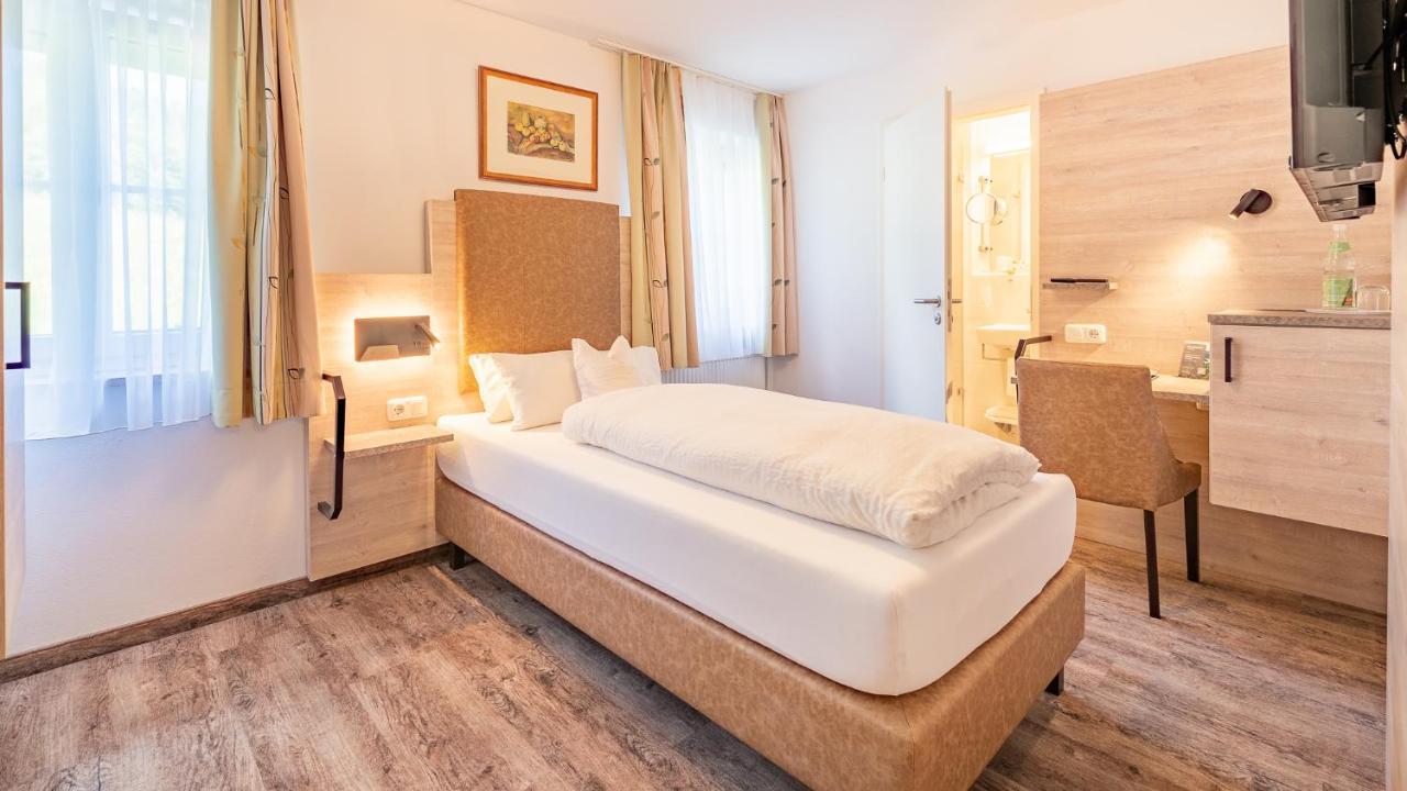 Hotel Steffl Garni Inkl Chiemgau Karte 루폴딩 외부 사진