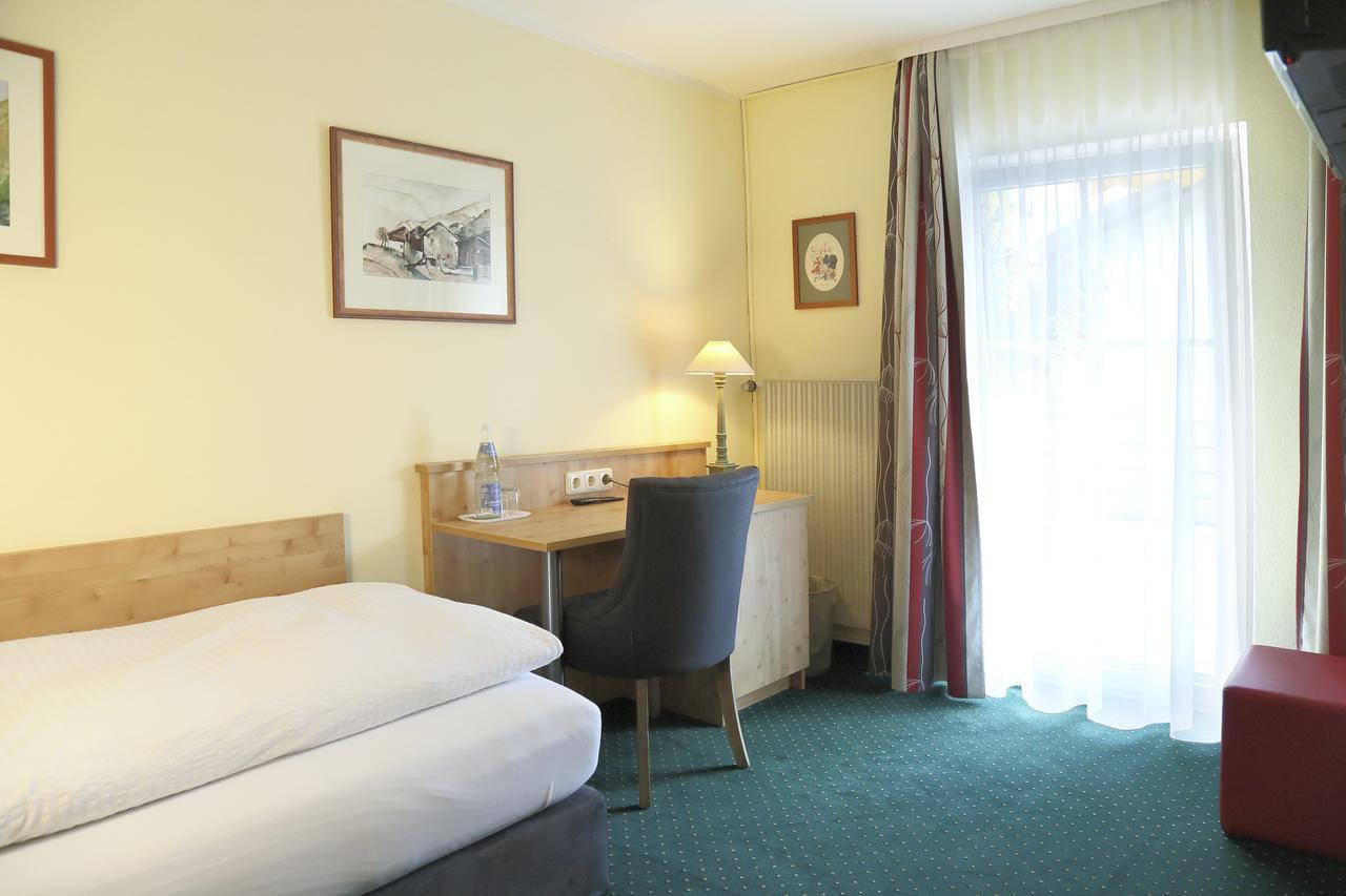 Hotel Steffl Garni Inkl Chiemgau Karte 루폴딩 외부 사진