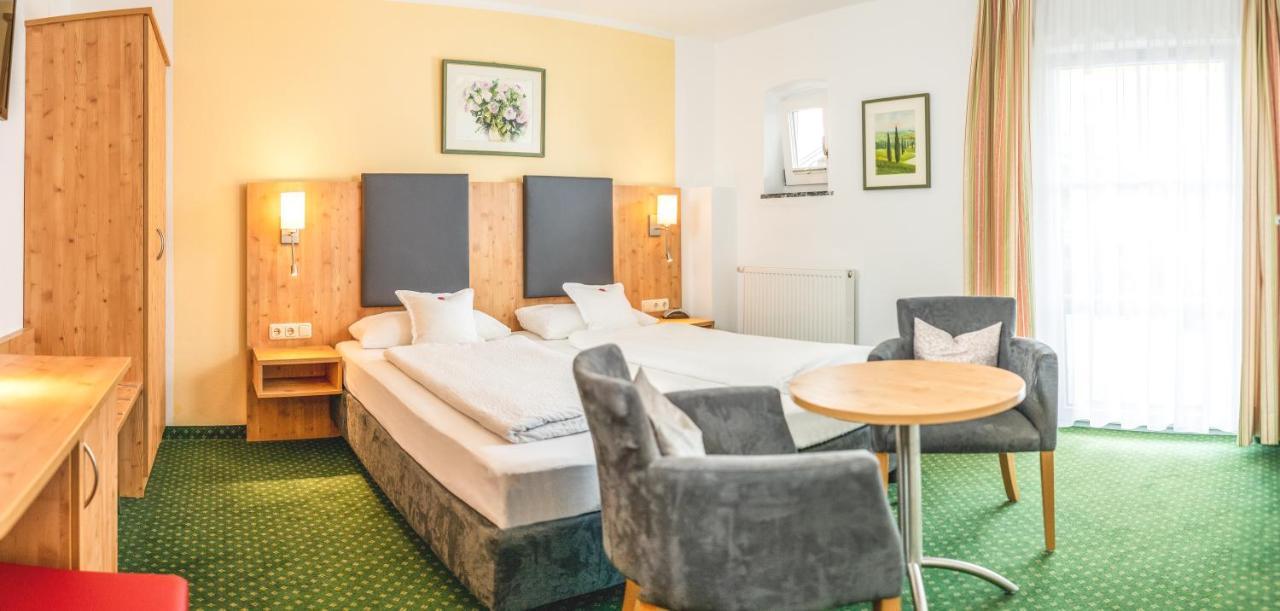 Hotel Steffl Garni Inkl Chiemgau Karte 루폴딩 외부 사진